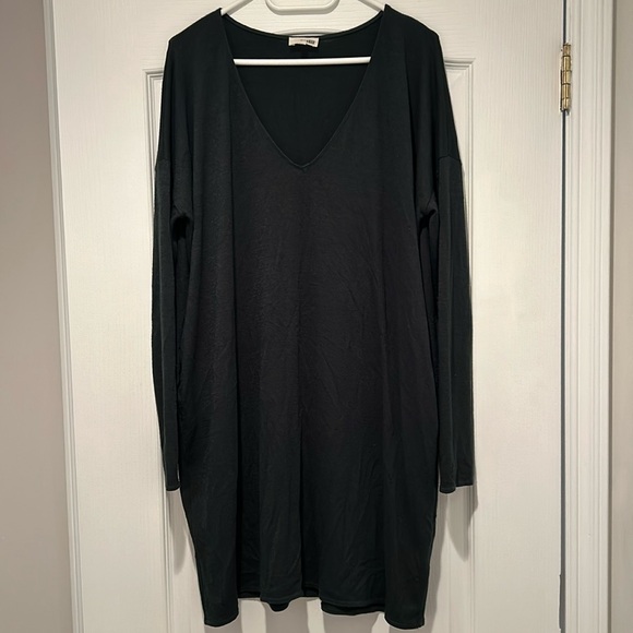 Aritzia dark green long sleeve dress - Picture 1 of 6